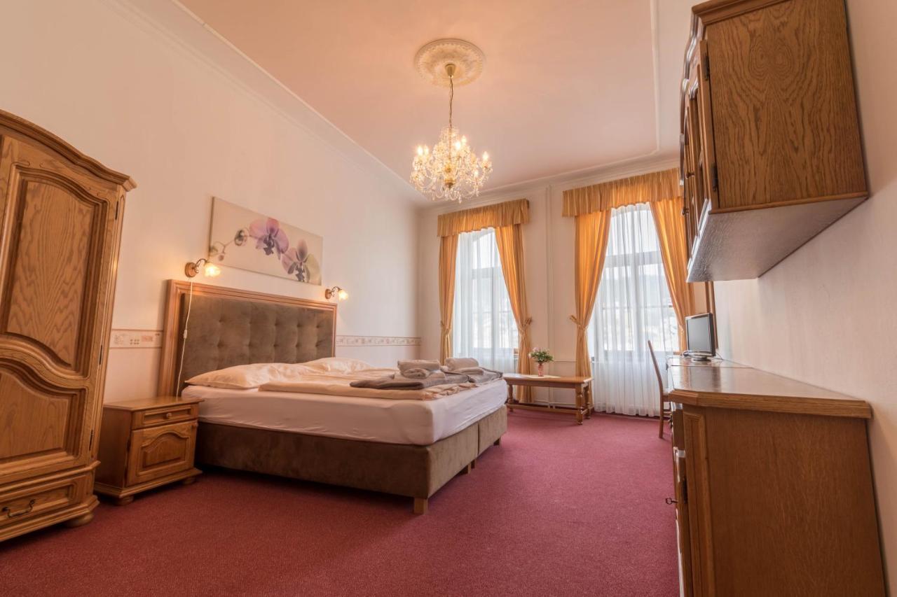 Ld Morava Hotel Karlovy Vary Exterior photo