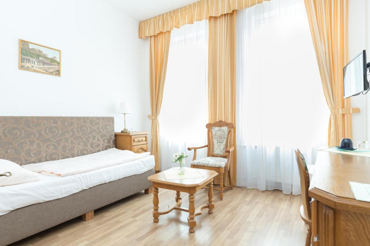 Ld Morava Hotel Karlovy Vary Exterior photo
